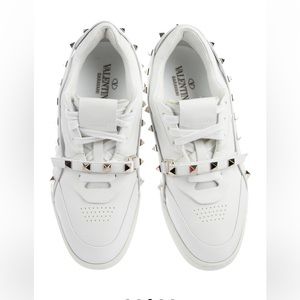 VALENTINO Rockstud Low-Top Sneakers Size: 6 (36)